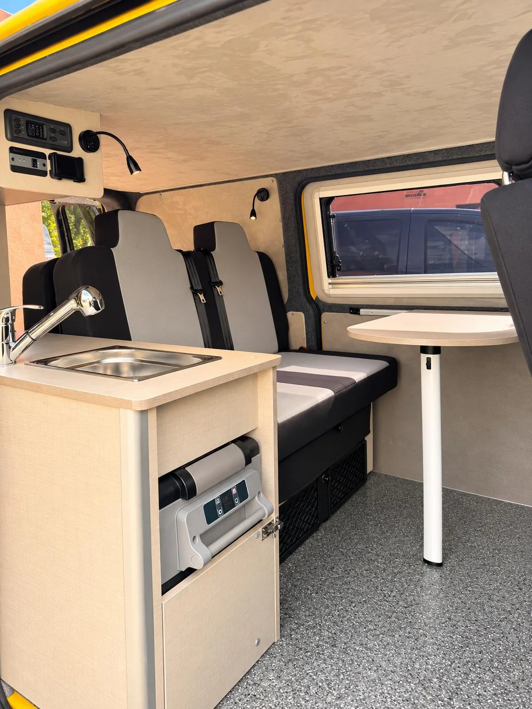 Volkswagen TRANSPORTER T5 2017 foto 9