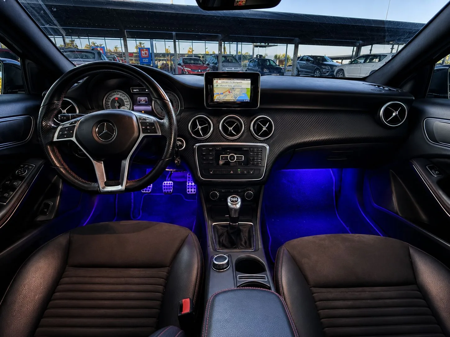Mercedes-Benz Clase A 200 AMG 2016 foto 8