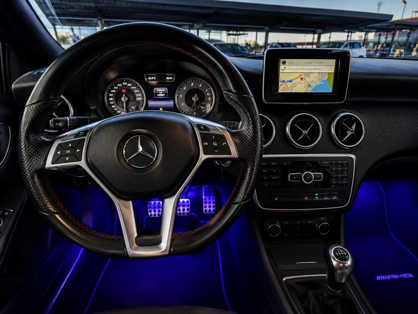 Mercedes-Benz Clase A 200 AMG 2016 foto 9