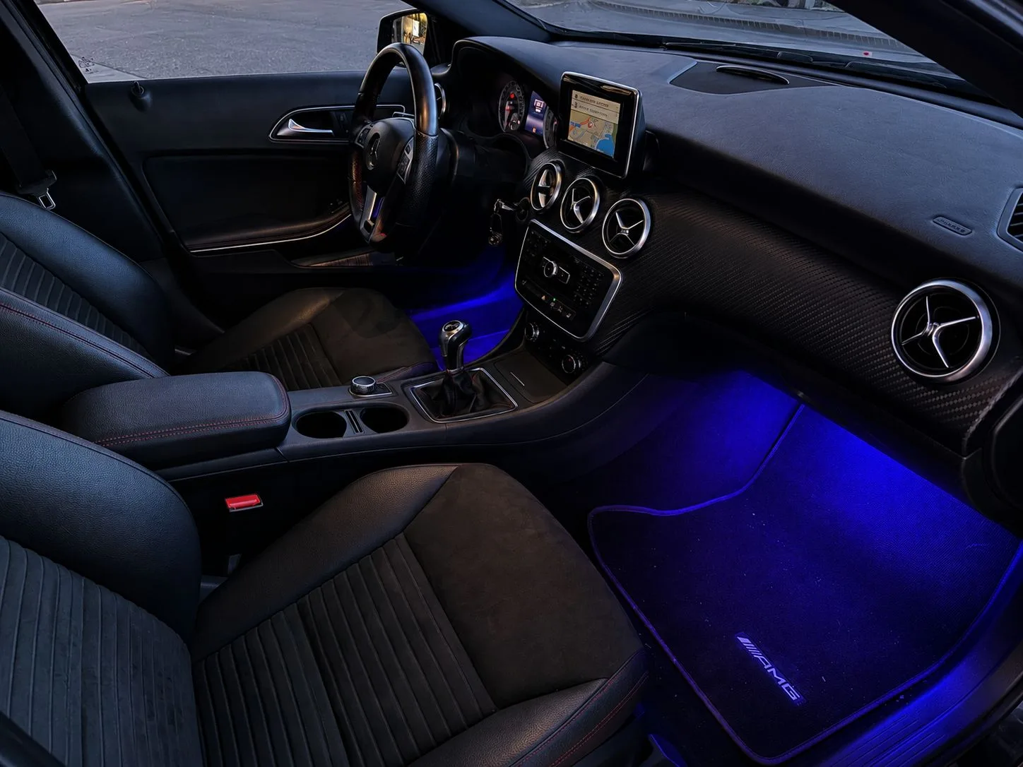 Mercedes-Benz Clase A 200 AMG 2016 foto 7